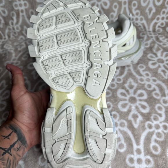 Authentic Balenciaga Trainer 2.0 - Picture 5 of 10